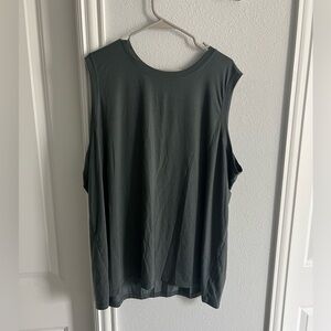 Athleta sleeveless Workout Top